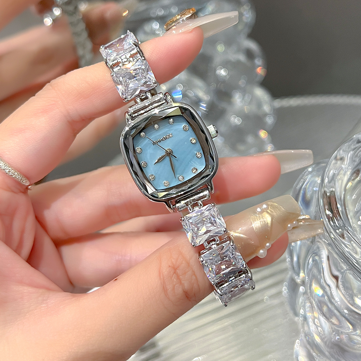 Jam tangan wanita, jam tangan  - High Jewelry Watches ulasan dan harga