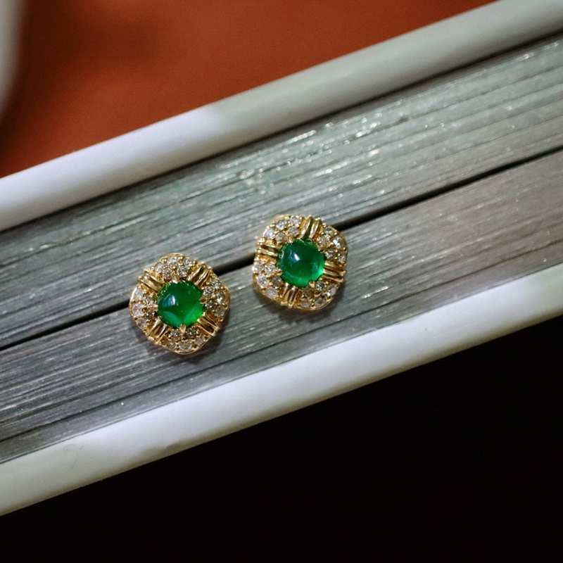 Aazuo Perhiasan Mewah 18K Emas - Diamond Stud Earrings ulasan dan harga